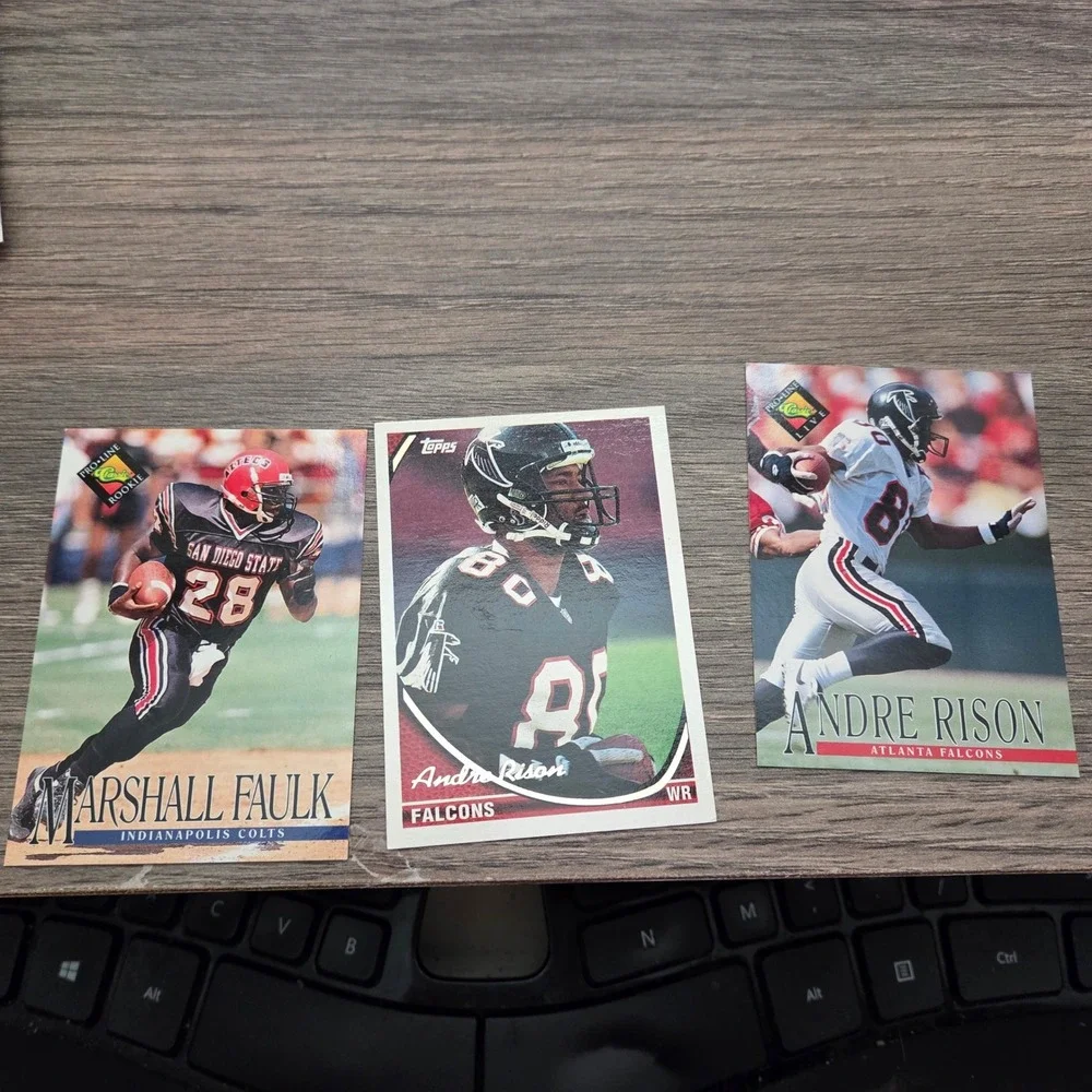 Vintage #2 Lot of 25 NFL Football Card Lot M. Faulk Aikman M. Allen and more 90s